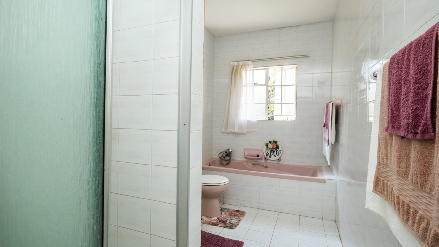 4 Bedroom Property for Sale in Safari Gardens North West